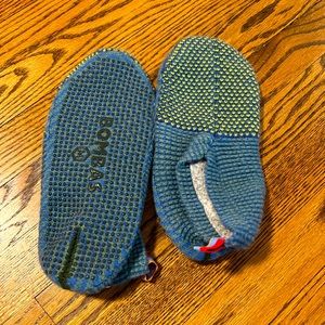 Bombas gripper slippers